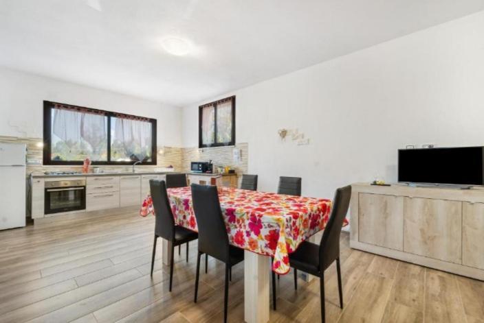 Casa Di Ale,Gabry E Nina Apartment Иглесиас Стая снимка